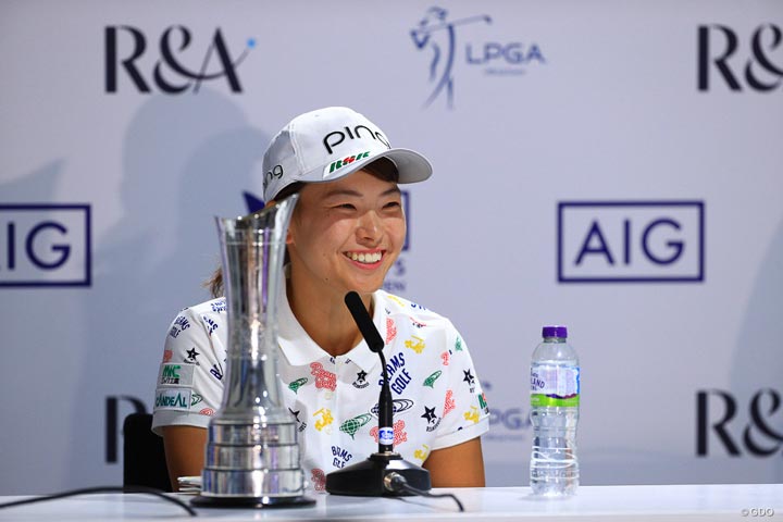表彰式直後の優勝インタビュー